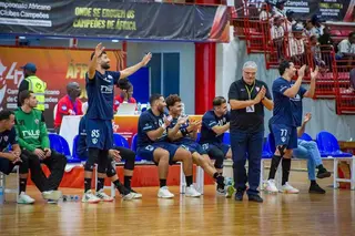 الزمالك يتصدر مجموعته.. ويواجه بترو أتلتيكو في نصف نهائي بطولة أفريقيا لكرة اليد 11 أكتوبر 2026 04:03 م